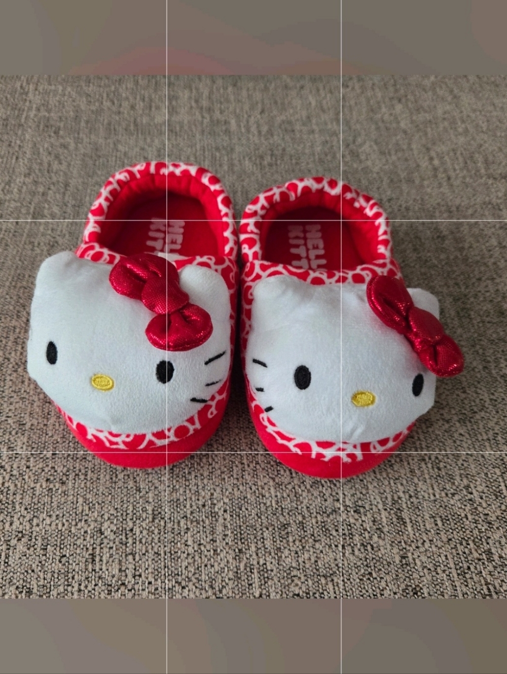Hello Kitty Red and White Plush Kids Slippers with Bow Size 7T-8T